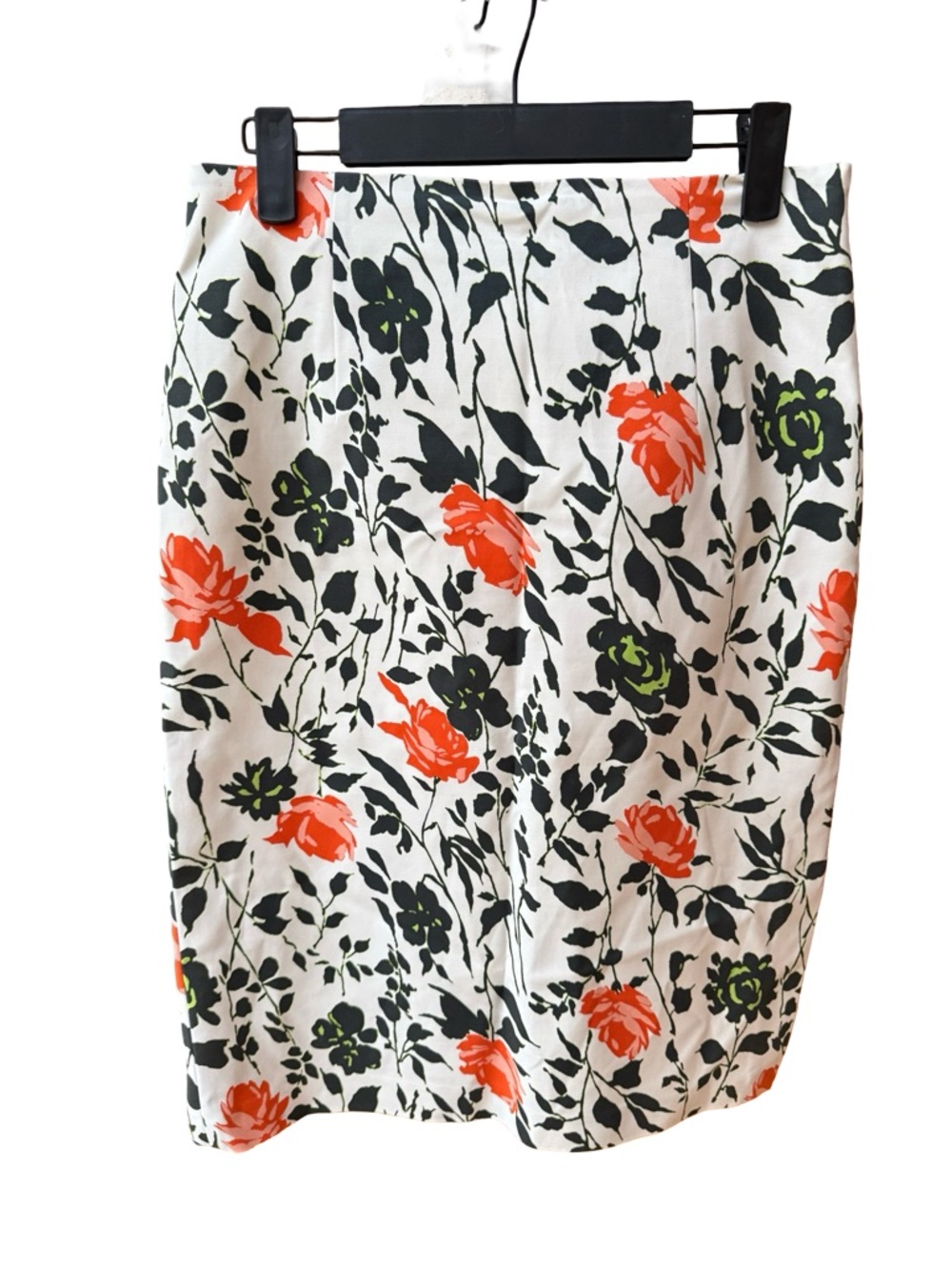 Club Monaco Pencil Skirt in White with Orange & Green Floral Print Size 6